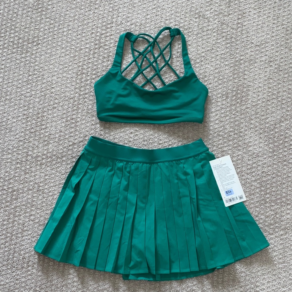 lululemon athletica high rise Green Pleated tennis Skirt sports bra Set
